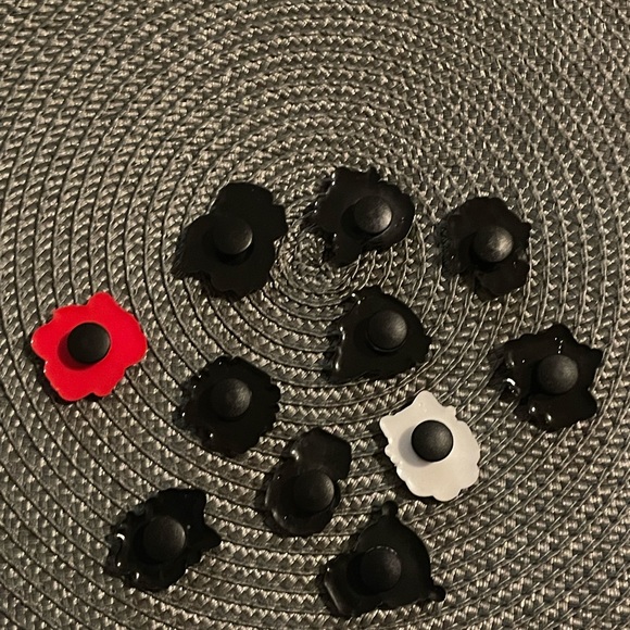 11pcs Hello Kitty Sanrio Croc Charms - Picture 4 of 4